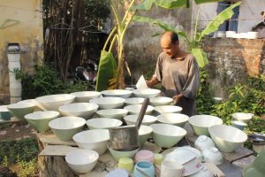 Nhà Thơ 16 Vợ - Phần 5: Cưới người đàn bà “nát nhụy tàn hoa” 3 nha tho 16 vo nguyen dang hanh pham ngoc duong 2