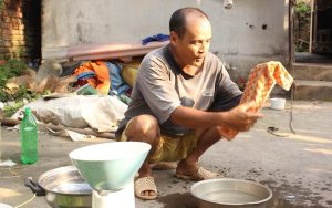 nha tho 16 vo phan 11 nguoi dan ba kiem con