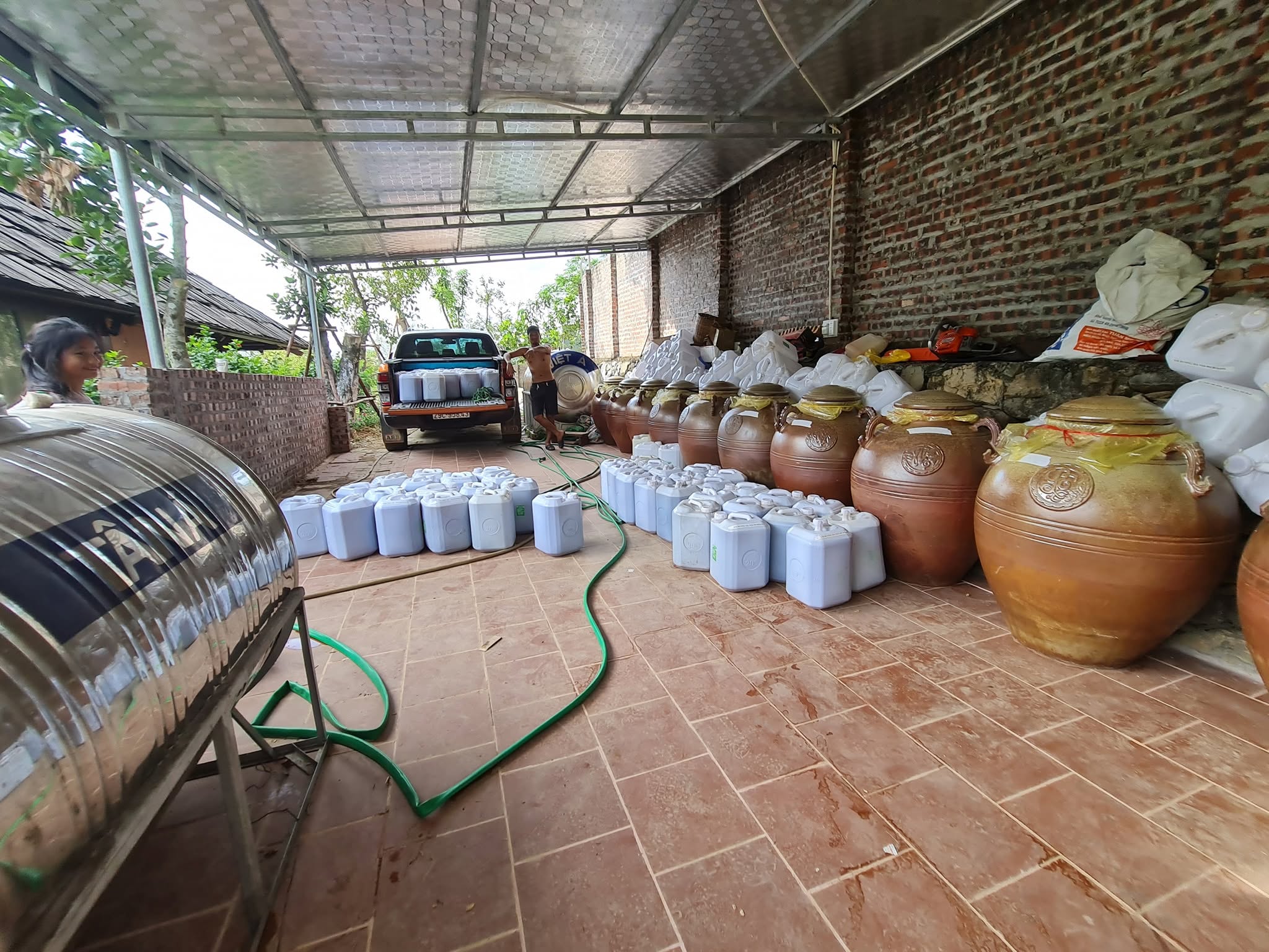 Rượu Tăng Cường Sinh Lý, Chum Rượu Cứng Chym Sau Hơn 5 Năm Tuổi 2 ruou tang cuong sinh ly pham ngoc duong 1